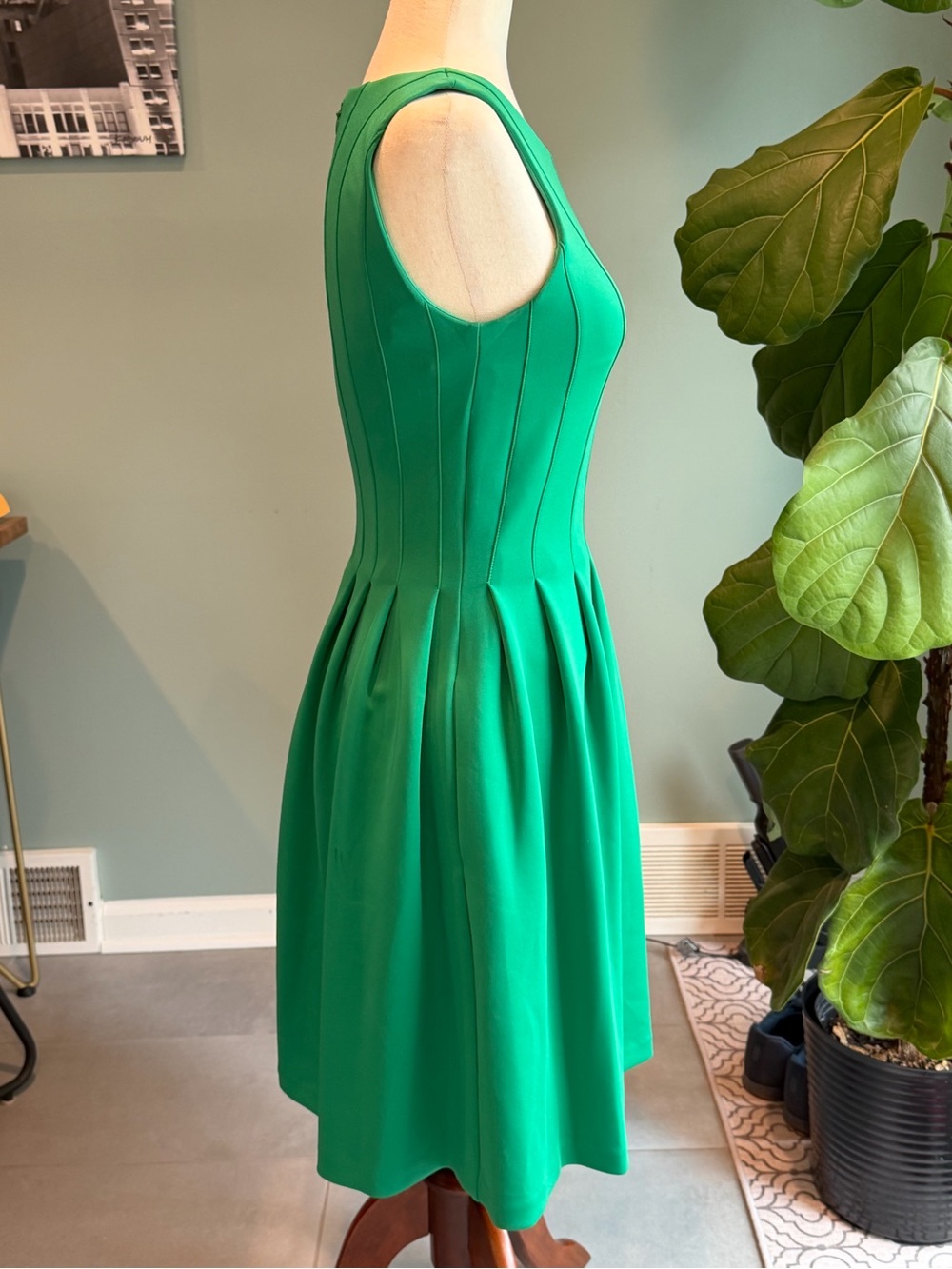 Calvin Klein Women’s Emerald Bright Green Fit-and-Flare Scuba Dress 2 - Picture 5 of 11